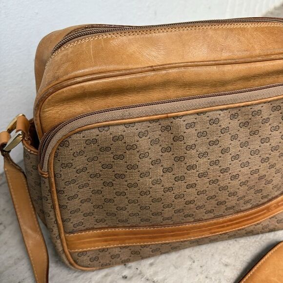 Vintage Gucci Micro GG Crossbdy - Picture 2 of 14